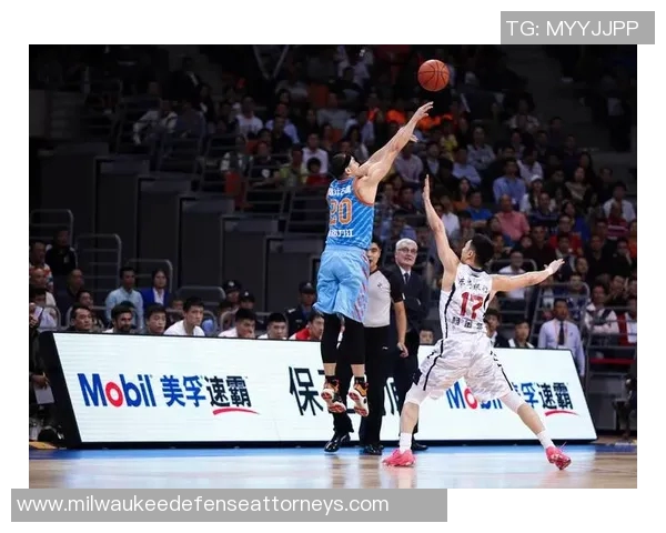 广东对阵新疆精彩录像回顾11月4号比赛全程回放与精彩瞬间分析