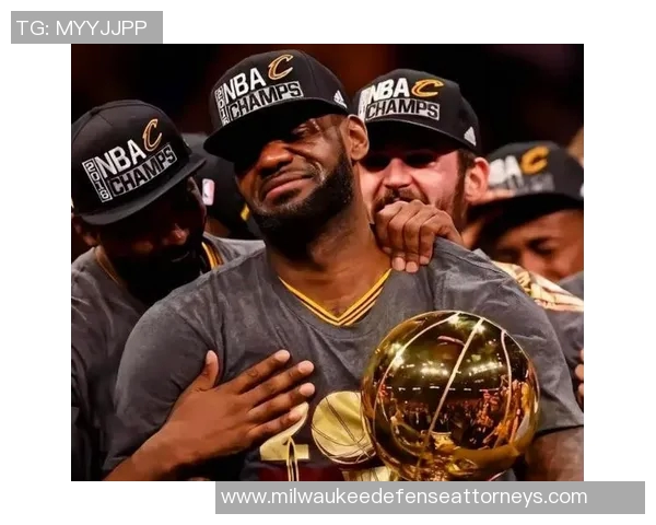 2015年NBA总决赛第五场勇士与骑士的巅峰对决回顾与精彩瞬间分析